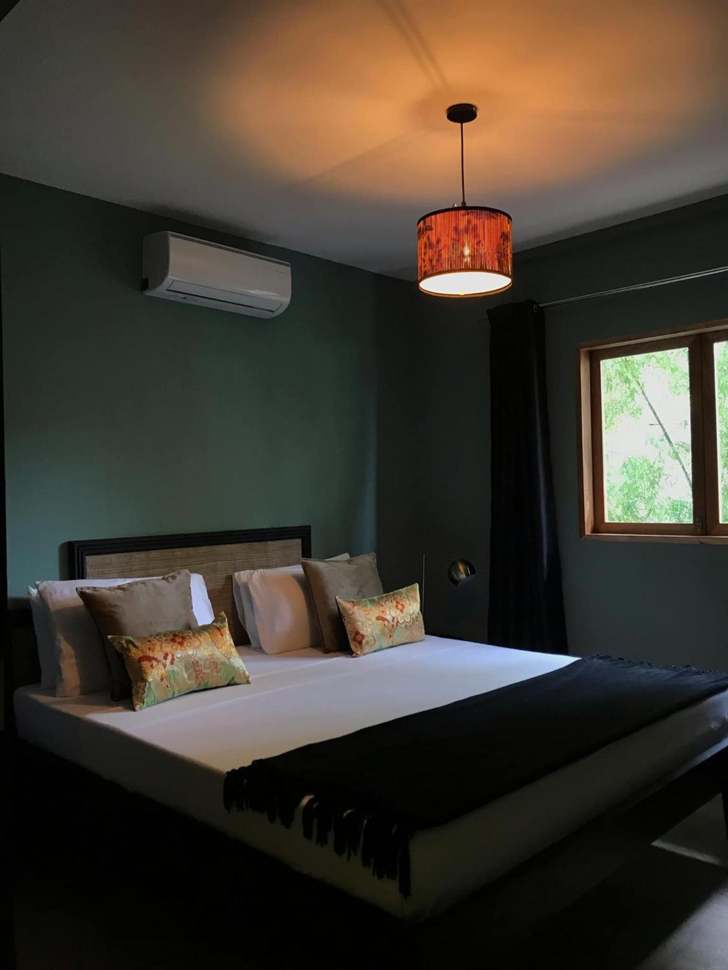 La Plage Hotel إل نيدو المظهر الخارجي الصورة