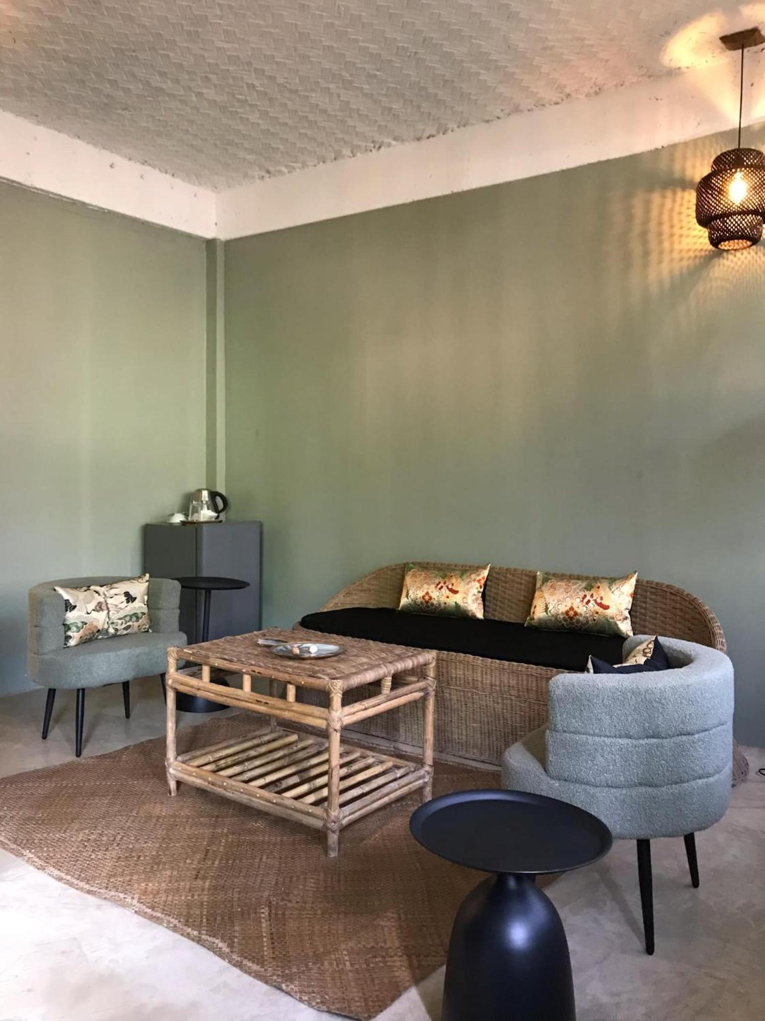 La Plage Hotel إل نيدو المظهر الخارجي الصورة