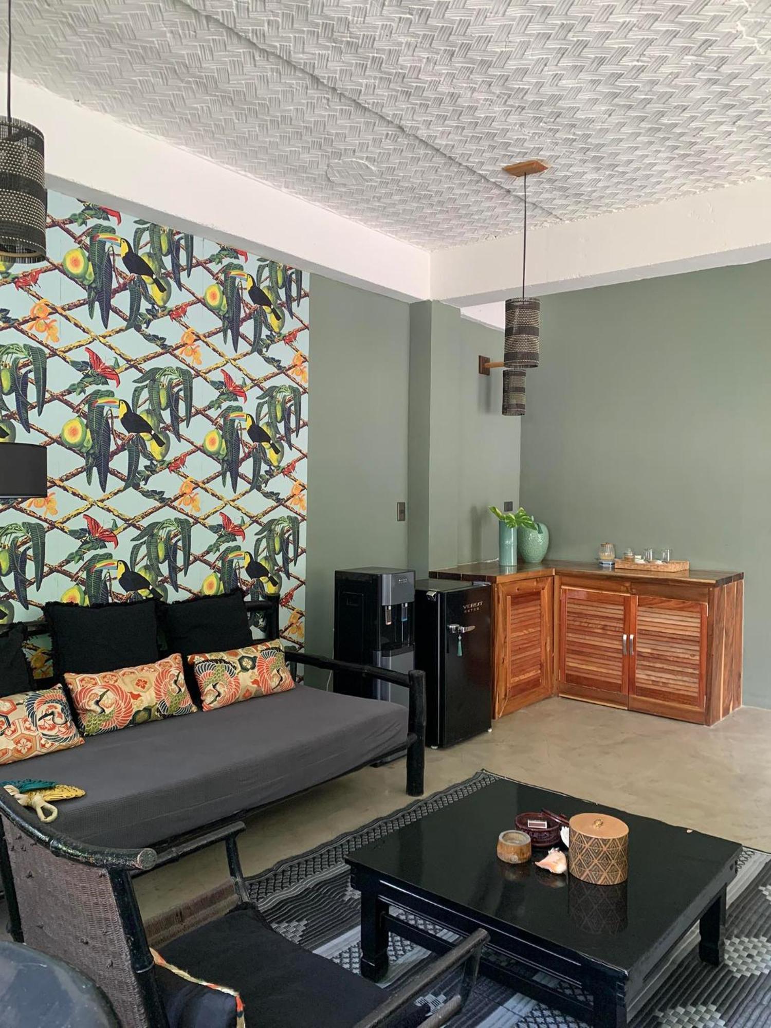La Plage Hotel إل نيدو المظهر الخارجي الصورة